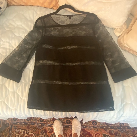 Ann Taylor lace blouse - Picture 3 of 3